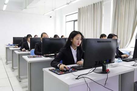 武汉市智工职业技术学校电子商务专业